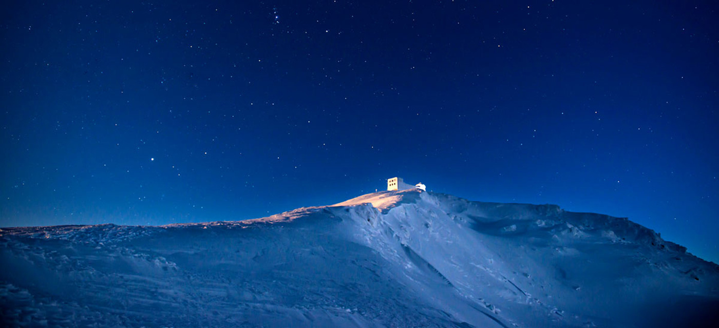 Ni ŝatas Ofertajn Kolorajn Solvojn